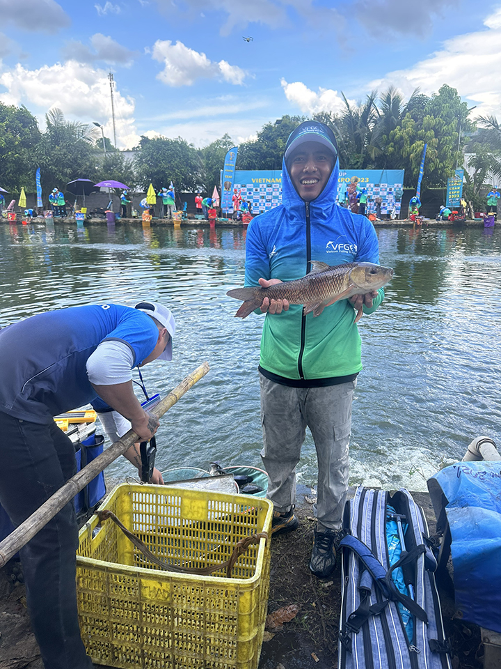 Cần thủ Tấn Trọng vô địch giải Câu cá tranh Cúp “VietNam Fishing Gear Expo 2023”